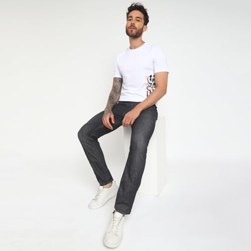 GUESS Men's White Cotton Printed Slim Fit Half Sleeves T-Shirt