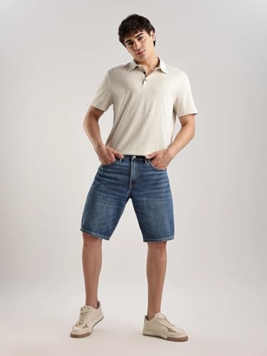 Regular Fit Solid Mid Rise Shorts