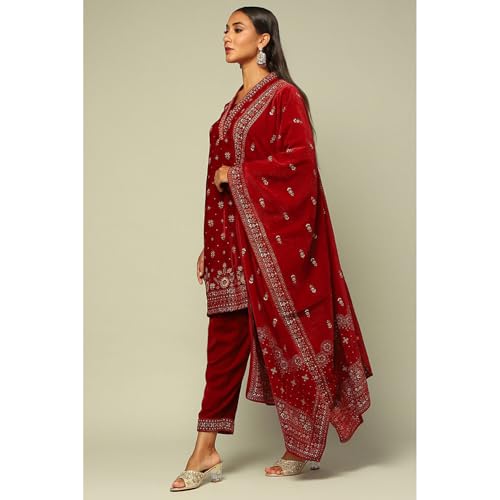 Rangriti Women's Poly Velvet Kurta Set (WNTRWR20383AW24RED_Red