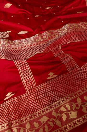Taneira Women Red Pure Silk Kadwa Banaras Saree With Unstitched Blouse Piece (SAIH04AC5735-Red)