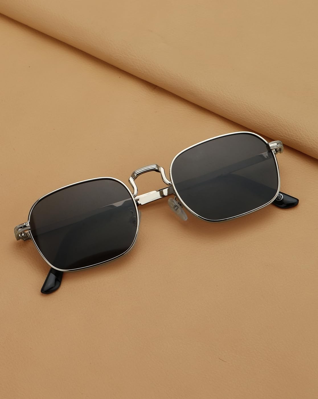 Carlton London Silver with Black Toned UV Protected Lens Rectangle Sunglass for unisex