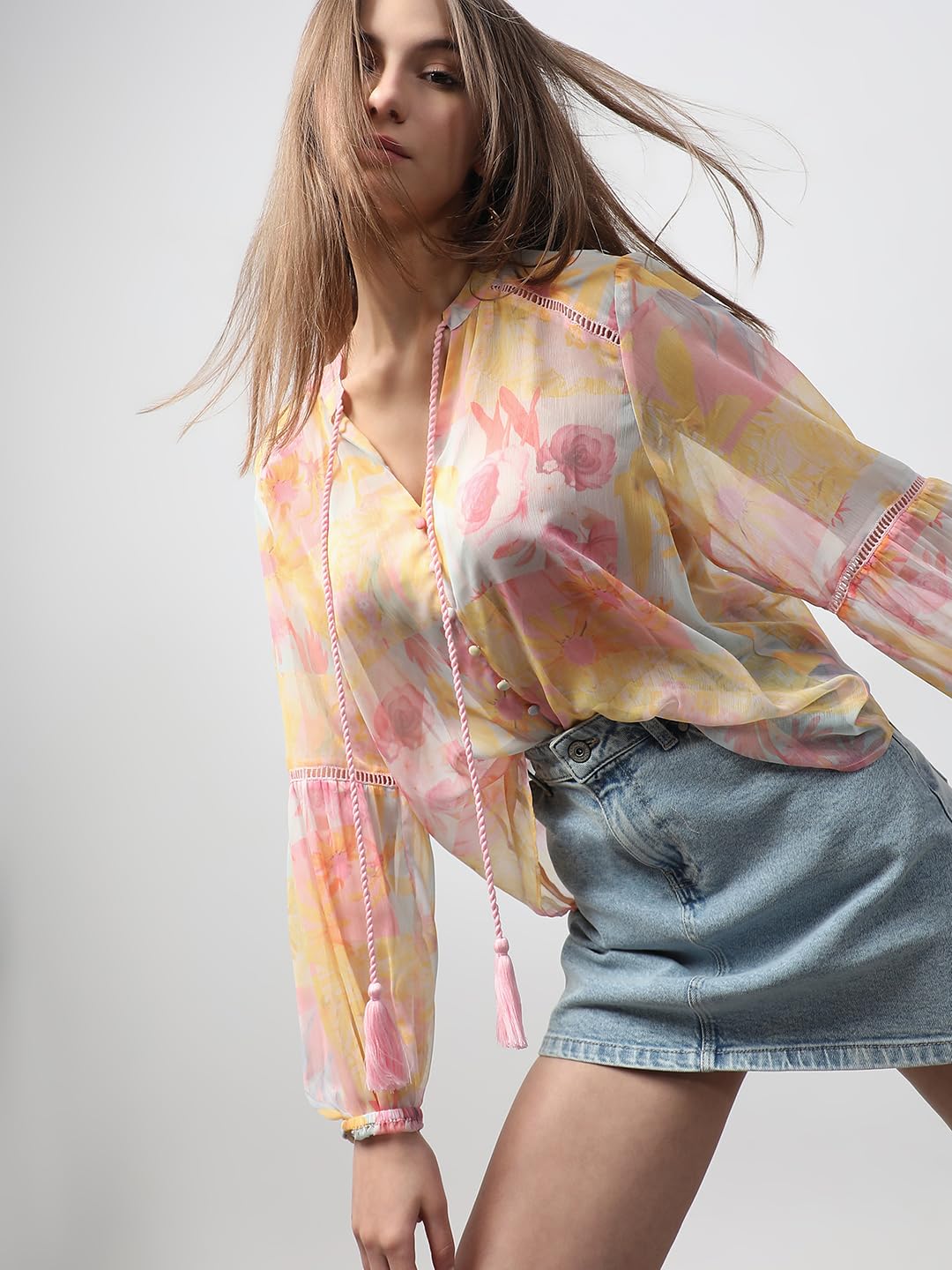 VERO MODA Women's Regular Fit Yellow Top