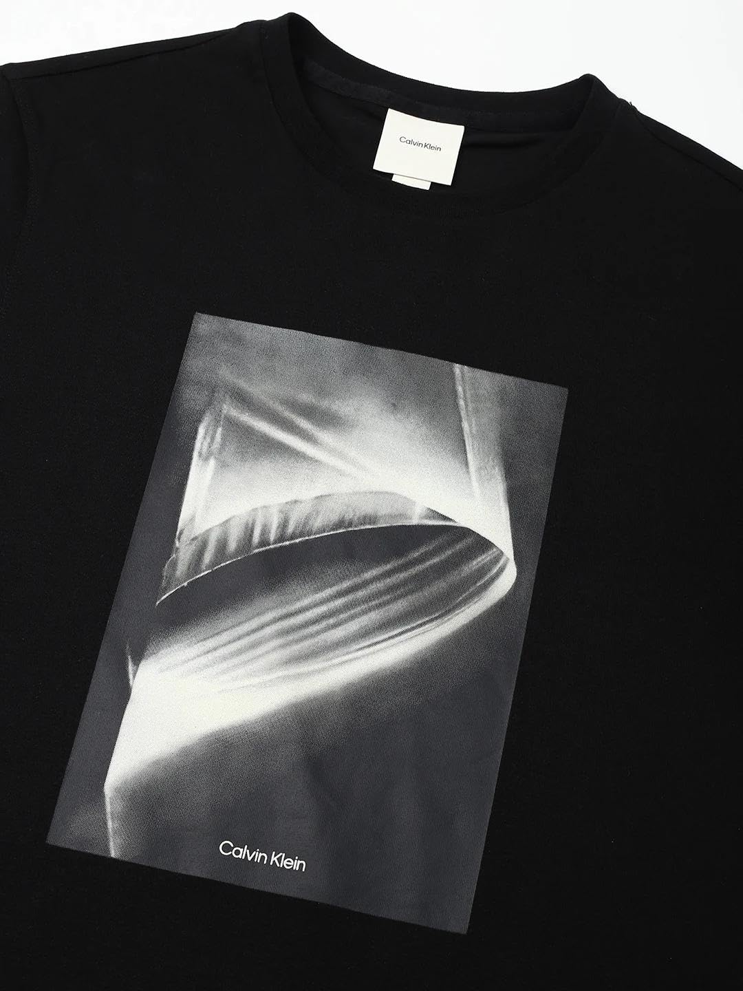 Calvin Klein Jeans Graphic Regular-Fit Cotton T-Shirt