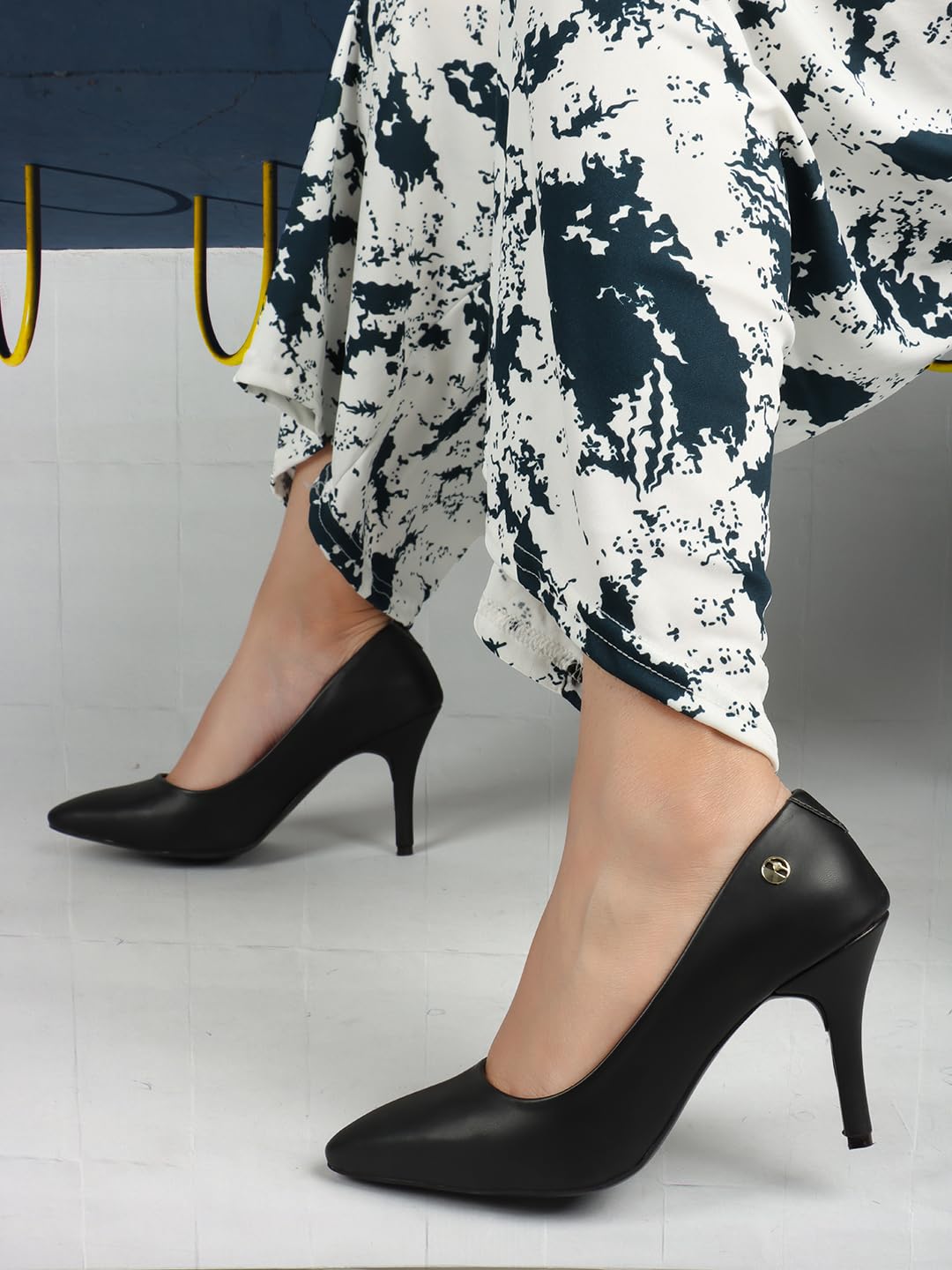 ELLE Women Pumps,Black,UK-4