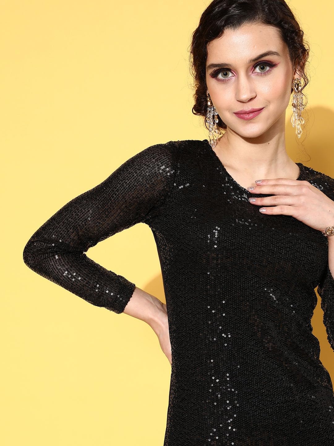 SASSAFRAS Black Sequin Bodycon Midi Dress SFDRSS10972M