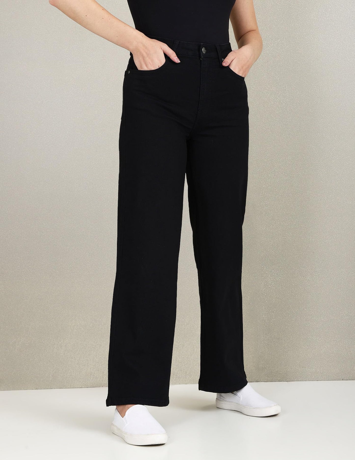 U.S. POLO ASSN. Women's High Rise Wide Leg Jeans (UWSS23JN005_Black_28)