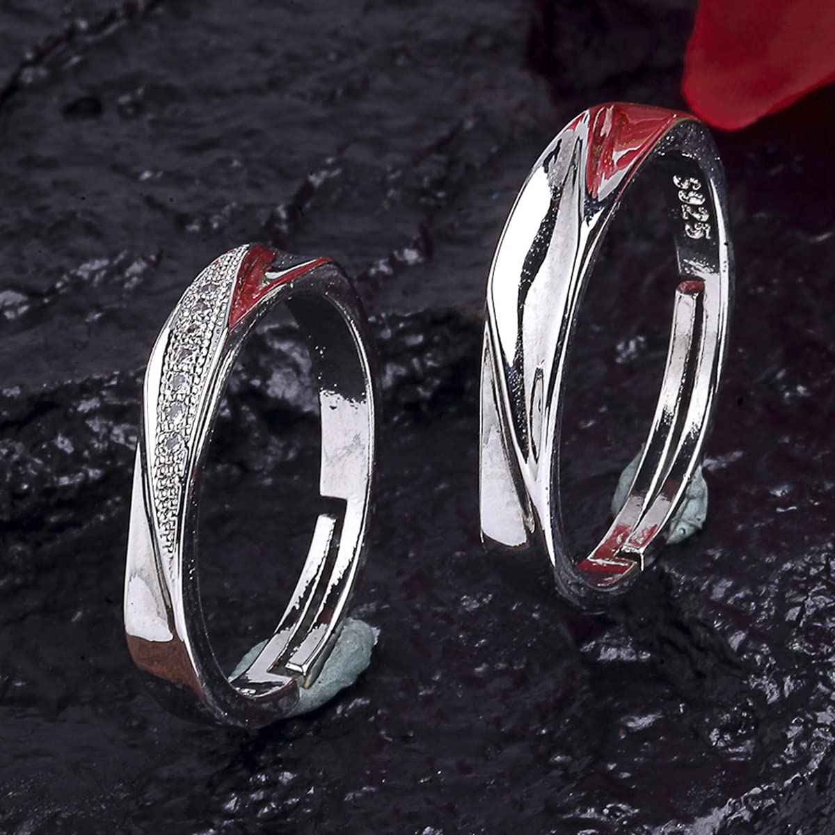 Karatcart Platinum Plated Silver Crystal Elegant Couple Adjustable Ring Gift for Men and Women