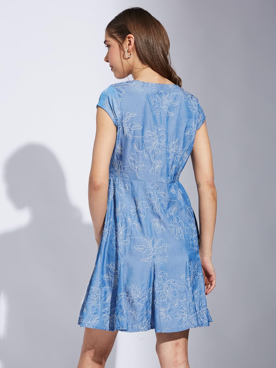 Latin Quarters Women Blue V-Neck Cap Sleeve Printed A-Line Dress