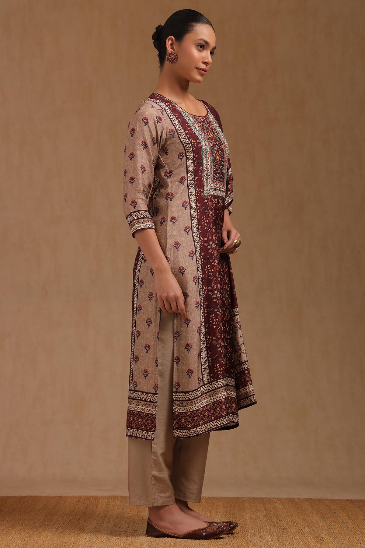 Soch Womens Dola Silk Botanical Print Suit Set With Cutdana