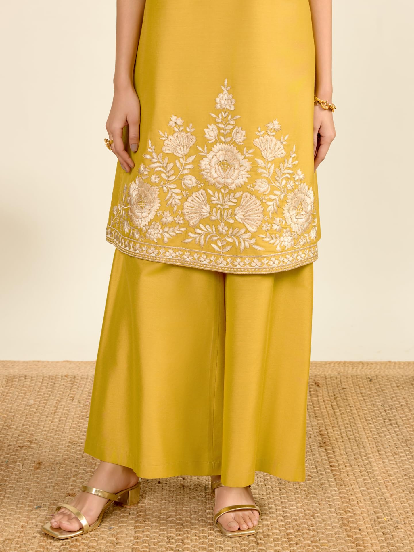 Aarke Ritu Kumar Lime Green Aroma Solid Kurta With Pant And Dupatta