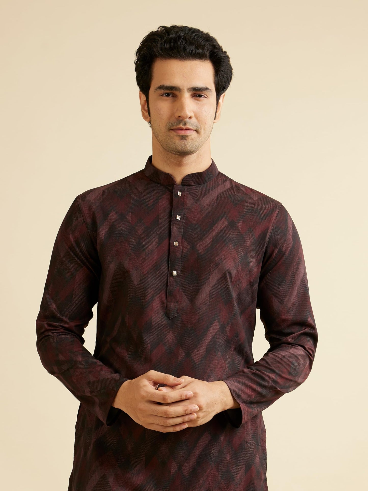 Manyavar Men's Spandex Chevron Patterned Kurta (Maroon,XL)