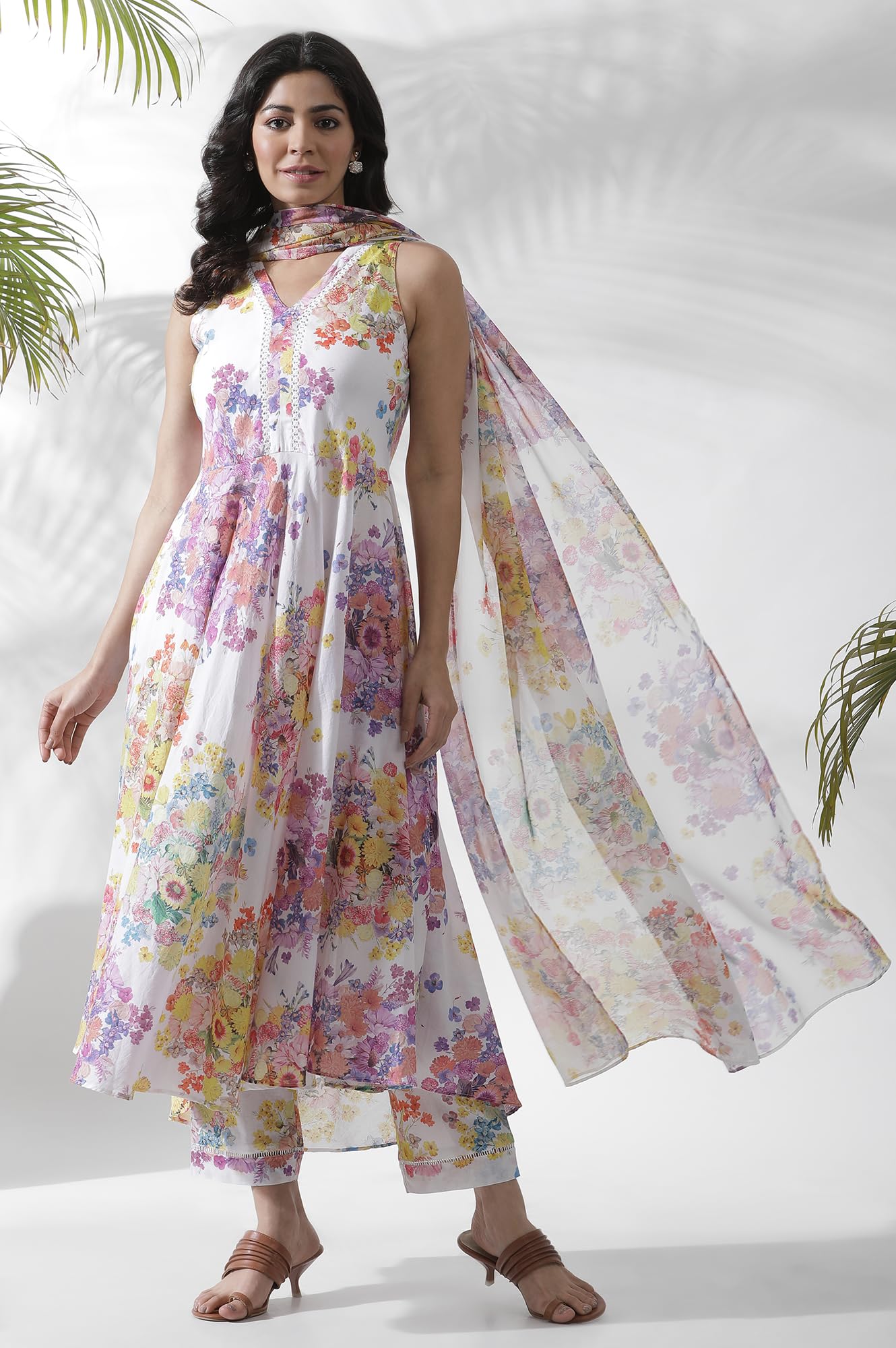 W Women White Floral Print Cotton Co-Ord Kurta Set, Straight Pant & Dupatta_24FEWS11249-123571_XS