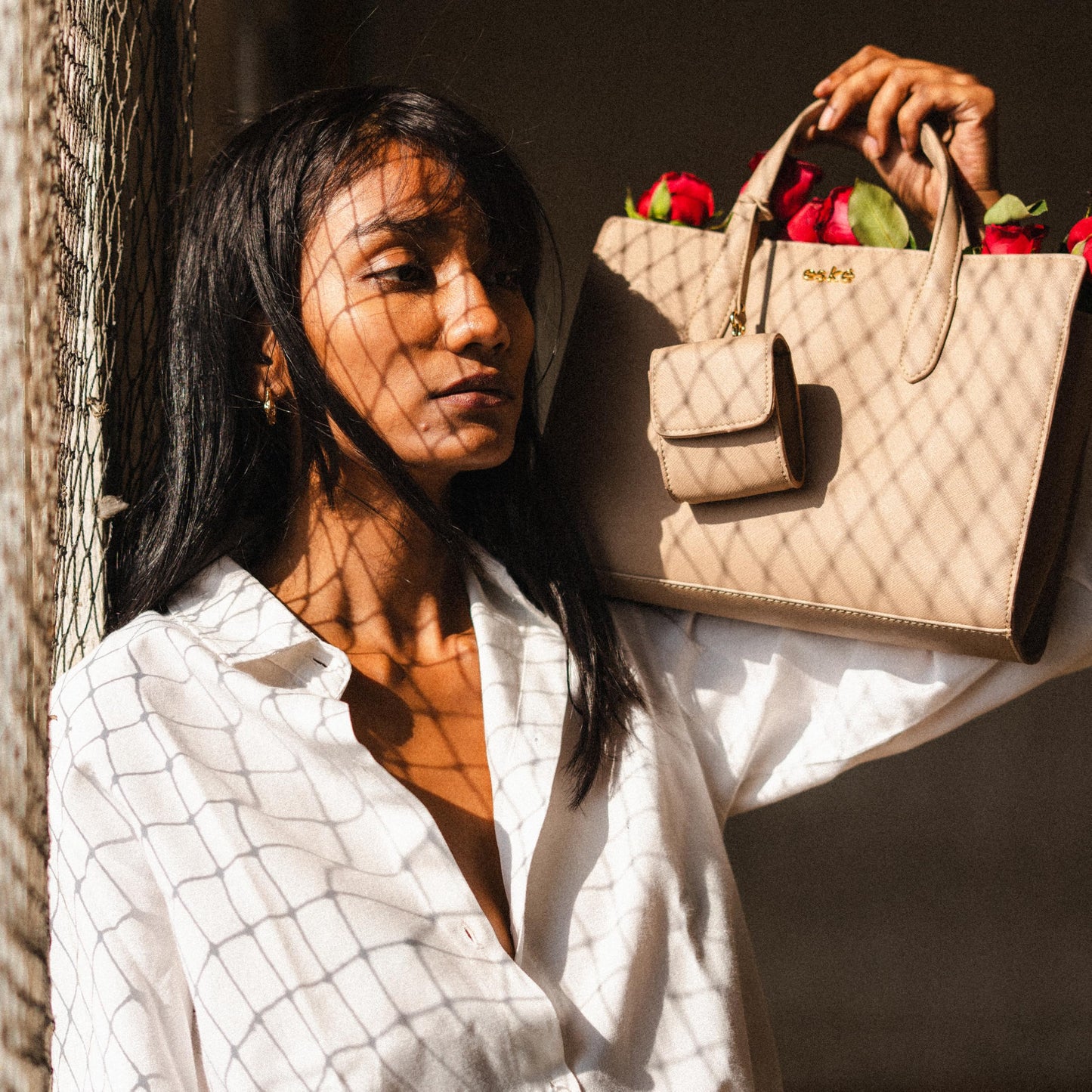 eske Amalia - Vegan Leather Solid Pattern Handbag for Women - Premium Handbags for Ladies, Brown