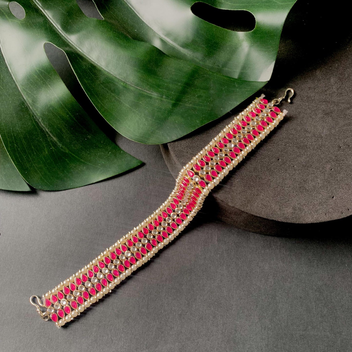 I Jewels Gold Plated Metal Traditional Floral Kundan Pearl Studded Rajasthani Sheeshphool/Mathapatti for Women (Pink)