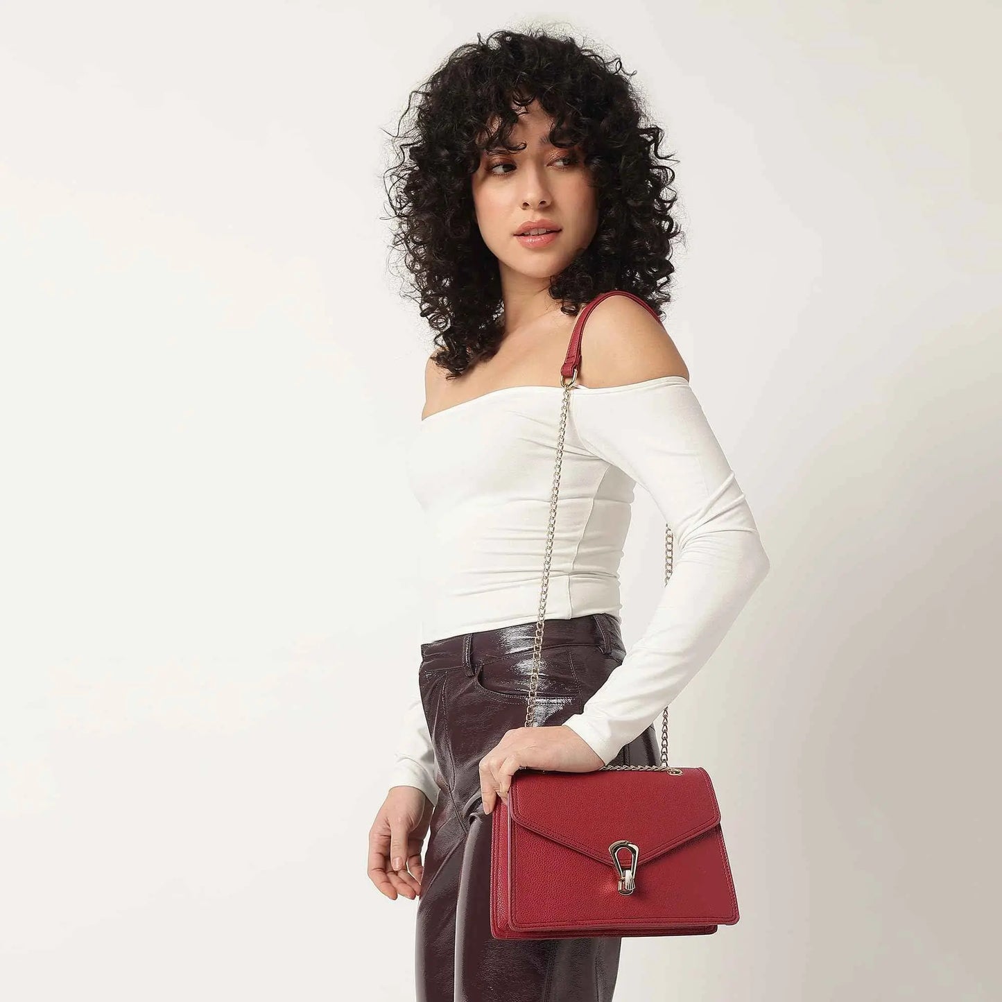 Fastrack Casual Sling Bag with Lock Closure for Girls, Medium Size with Internal Organiser, Handheld Design and Metal Chain Sling SaumyasStore