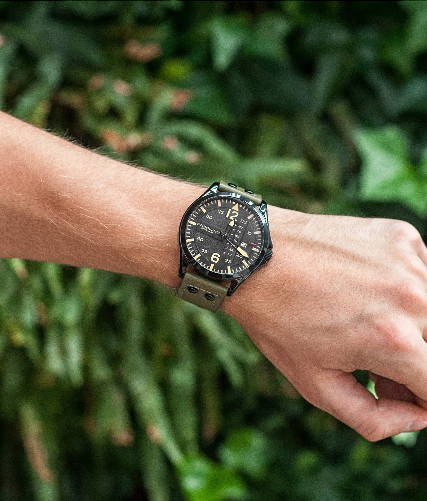 Stuhrling Men's Quartz Black Case, Black Dial, Green Leather Strap Watch - SaumyasStore