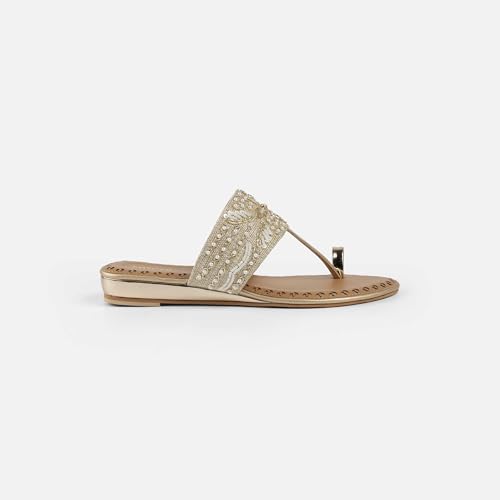 Mochi Women Gold Chappals UK/6 EU/39(35-2114)