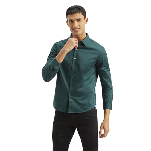 Levi's Men's Solid Slim Fit Shirt Green