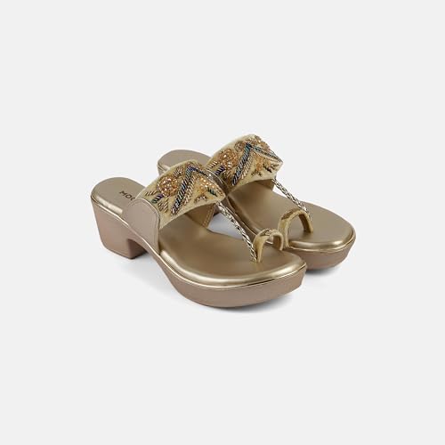 Mochi Women Chappals 1.5 And Gold Above UK/6 EU/39(35-2054)