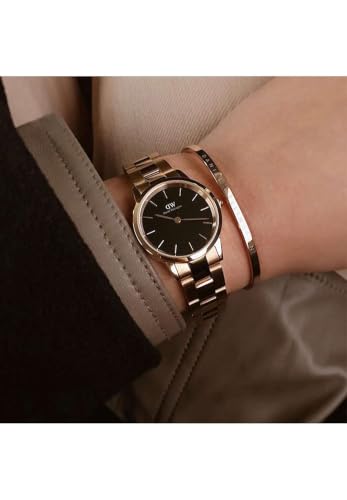Daniel Wellington Women Black Round Dial Analogue Watch - DW00100214K