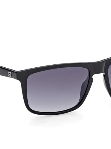 Guess | 100% UV protected | Gradient | large | Men | Square | Frame: Black Polycarbonate | Lens: Grey Polycarbonate