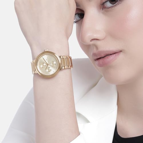 Tommy Hilfiger Quartz Champagne Dial Golden Stainless Steel Strap Analog Watch for Women
