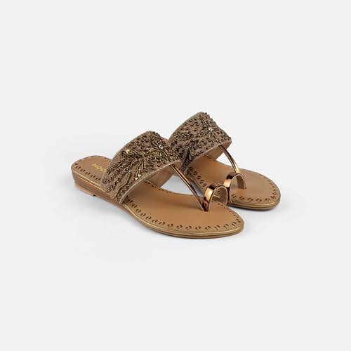 Mochi Women Chappals UK/6 EU/39(35-2114)