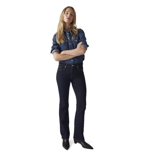 Levi's Women's Classic Bootcut Jeans, Island Rinse - Dark Indigo, 18