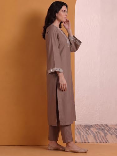 Varanga Mirror Embroidered Thread Work Straight Kurta