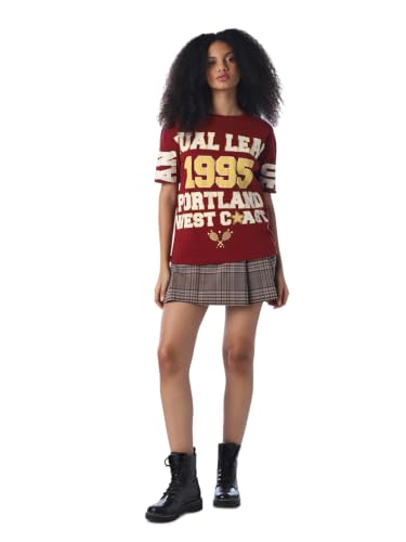 ONLY Women's Typographic Relaxed Fit Red T-Shirt