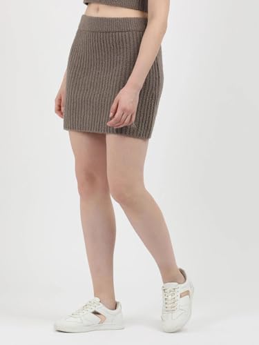 Calvin Klein Jeans Slim Fit Solid Mid Rise Skirt