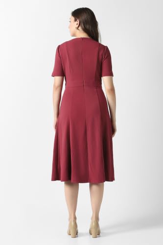 Women Maroon Solid Formal Dress