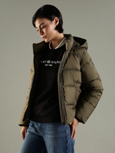 Regular Fit Polyester Hooded Neck Puffer Jacket