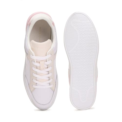 Women Embossed Court Sneakers