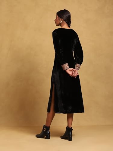 Ritu Kumar Black Solid Dress