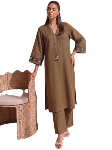 Varanga Women Kurta Trousers Set V Neck Three Quarter Sleeves Cotton Blend