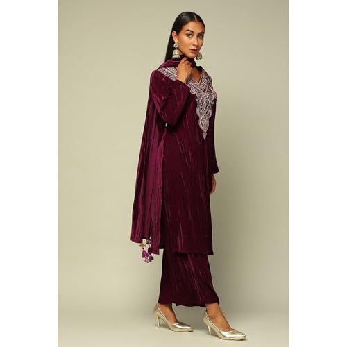 Rangriti Women's Poly Velvet Kurta Set (WNTRWR20385AW24WINE_Wine