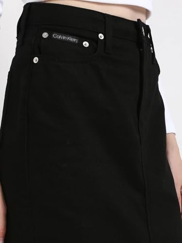 Slim Fit Solid Mid Rise Skirt