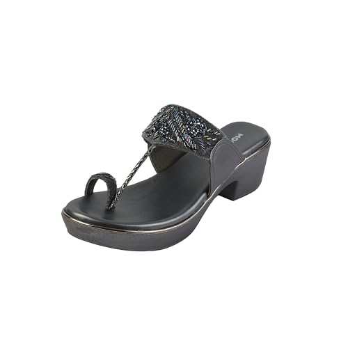 Mochi Women Chappals 1.5 And Gold Above UK/5 EU/38(35-2054)