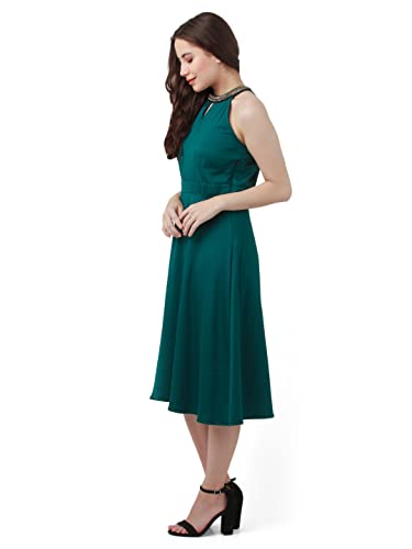 Zink London Women's Green Embellished Regular Midi Dress