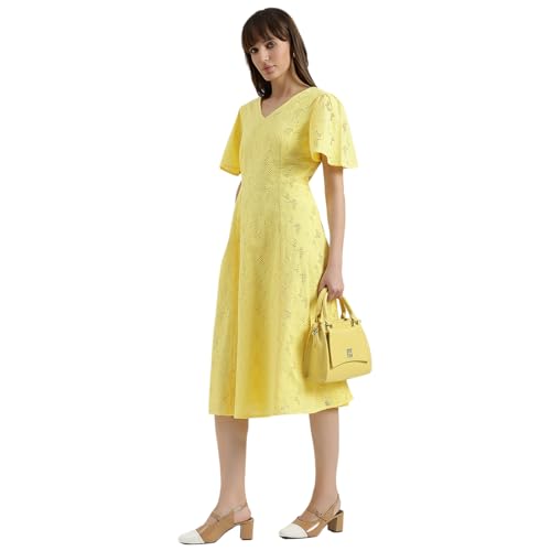 United Colors of Benetton Regular Fit V-Neck Schiffli Embroidered Dress (Size : L) - 26P4WVNDRS83I1G3 Yellow