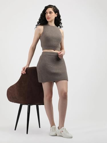 Calvin Klein Jeans Slim Fit Solid Mid Rise Skirt