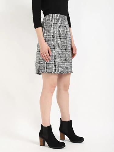 Regular Fit Checks Mid Rise Skirt