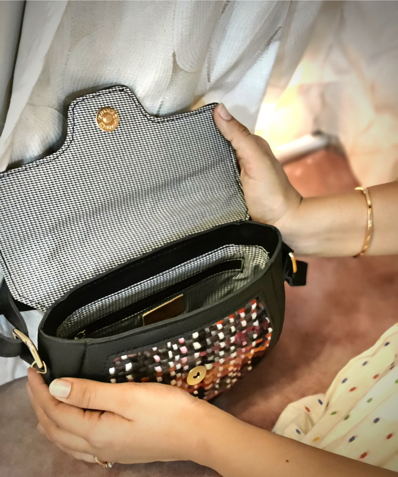 Mini Black Messenger Sling Bag - SaumyasStore