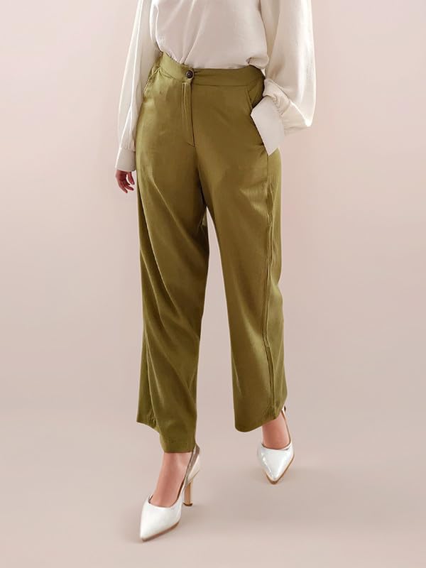 Zink London Women's Green Solid Full Length Trouser