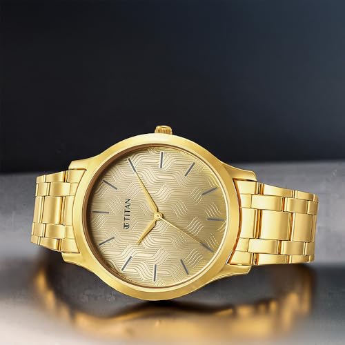 Titan Light Champagne Dial Analog Watch for Men-NR1825YM03