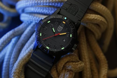 Luminox - Mens Watch - Leatherback Sea Turtle 0300 Series 39 mm - X3.ZC01.BO - Mens Dive Watch - Swiss Quartz - Swiss Made - 100M Water Resistant - Hardened Mineral Crystal - CARBONOX Case - Silicone