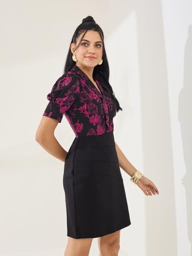 Latin Quarters Women's Black Printed Half Sleeves V-Neck Casual Bodycon Dress_M