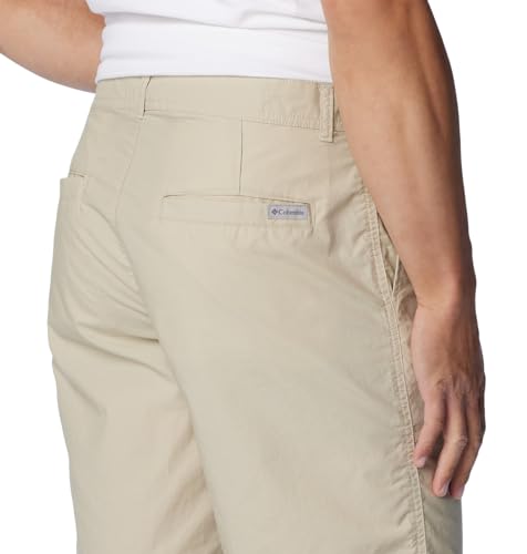 Columbia Men White Washed Out Shorts, 34