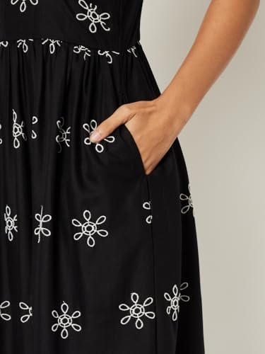 Max Women Embroidered Midi Dress (Black_XL)